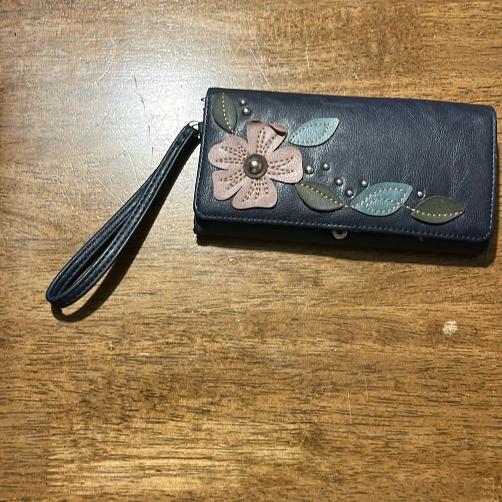 Relic wallet